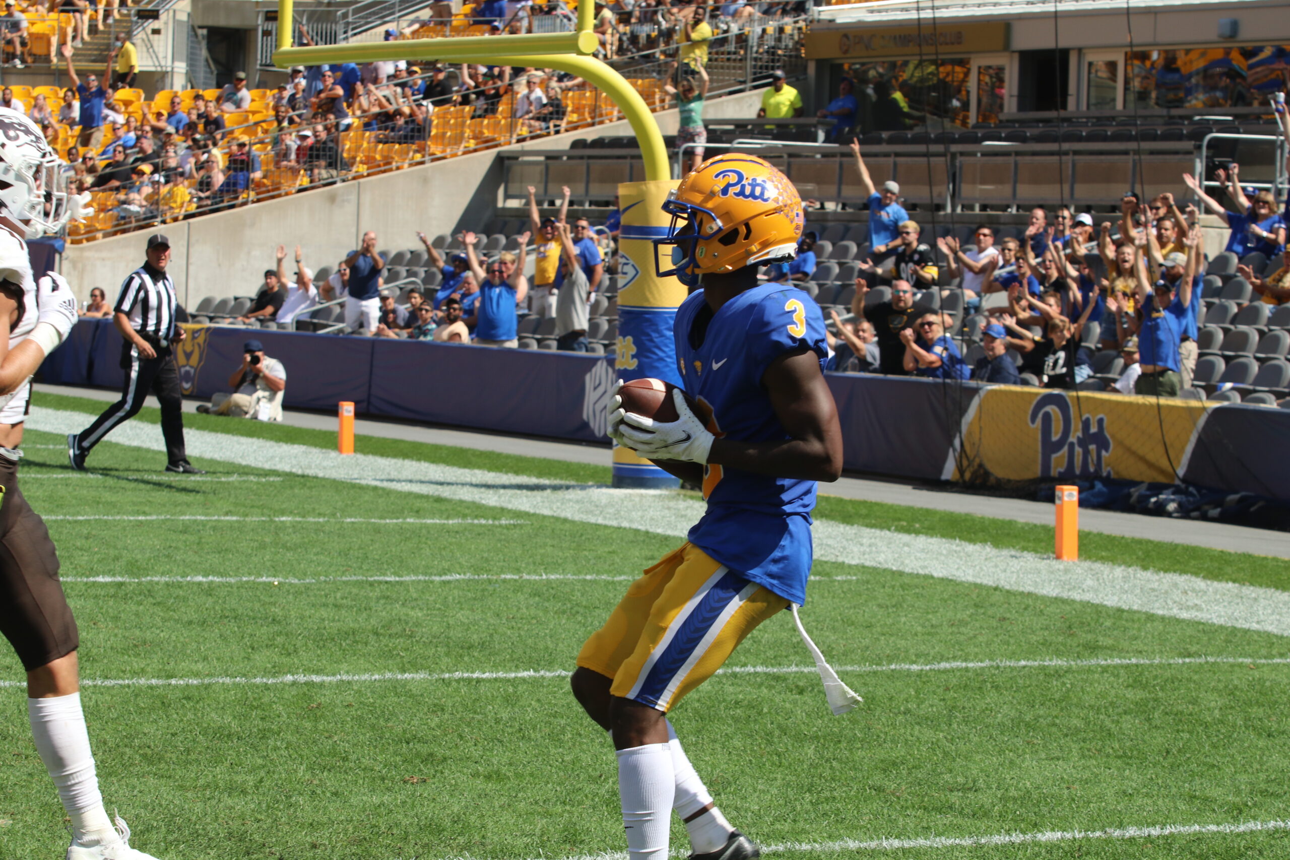 Pitt Sophomore Wide out Jordan Addison who lead the Panthers Receiving corp with 3 touchdowns and 6 catches for 124 yards (Photo Credit : Vince Butts- UMT Sports Heinz Field ) 