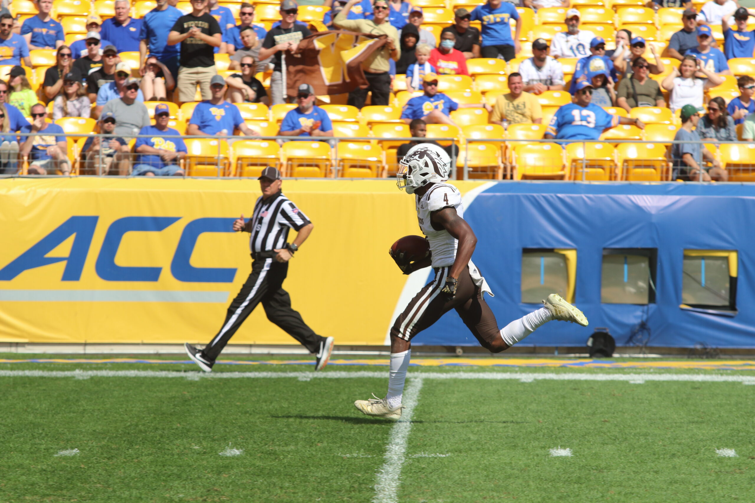 Western Michigan Receiver Corey Crooms who amassed 161 yards receiving as part of the Broncos air attack against the Panthers defense ( Photo Credit : Vince Butts- UMT Sports Heinz Field 09/18/21) 