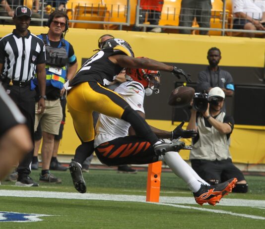 Steelers Rebound, beat Bengals 30-27