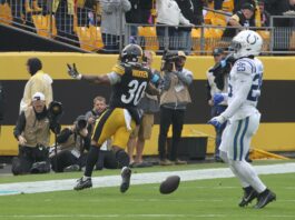 Rogers, Warren lead Steelers over Colts, 34-22