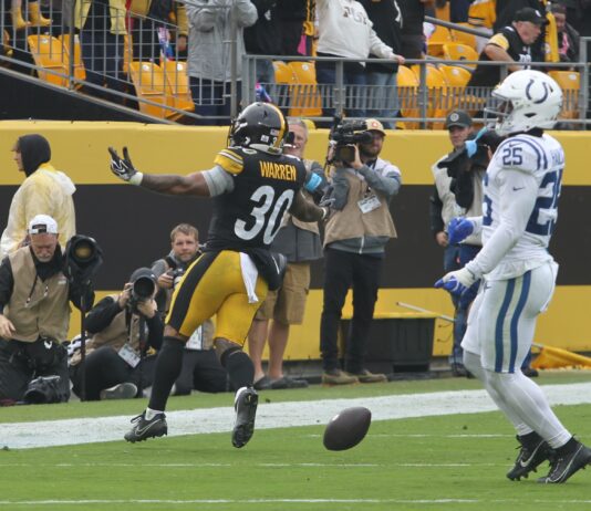 Rogers, Warren lead Steelers over Colts, 34-22
